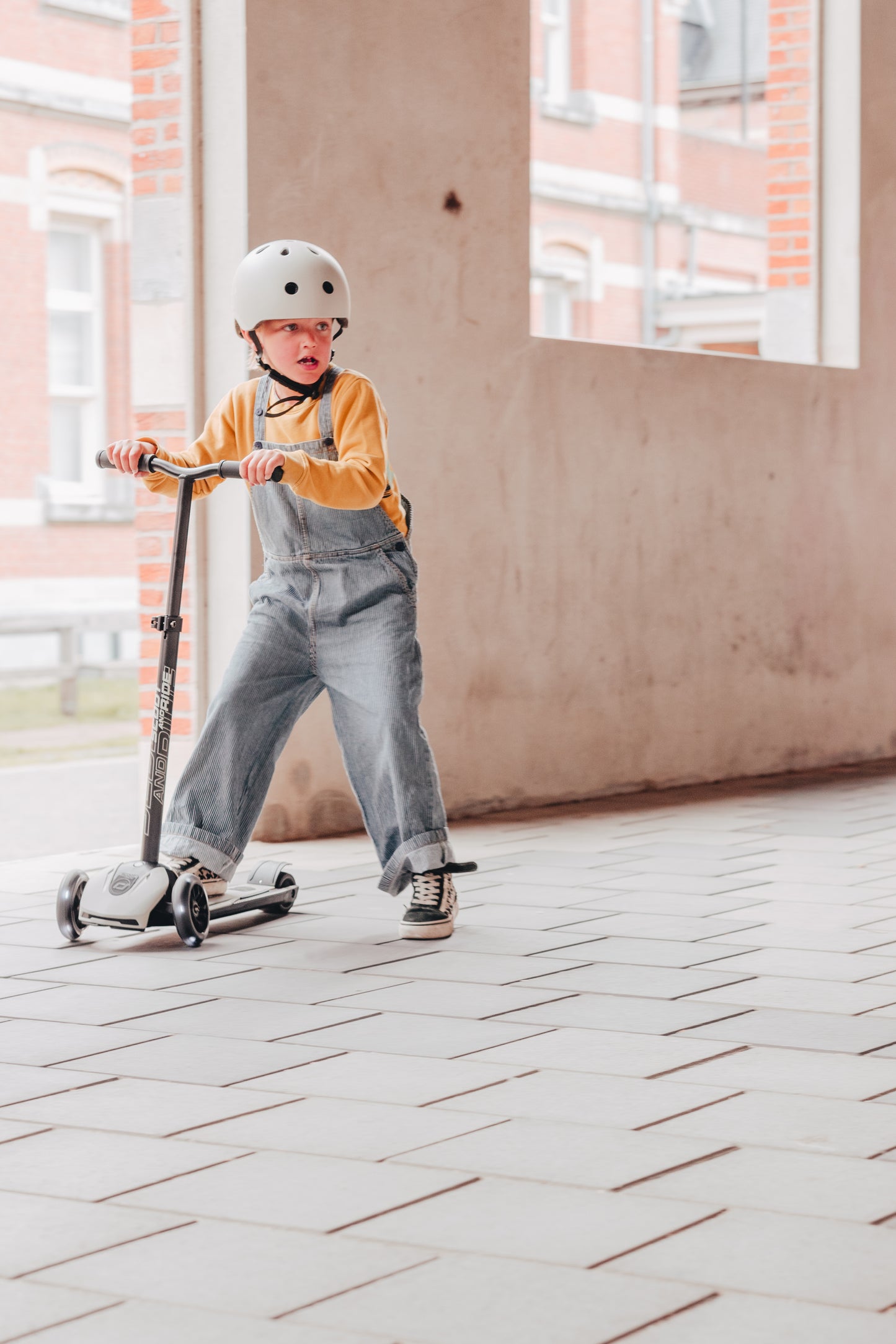 Sparkesykkel, Highwaykick 5 LED - ash