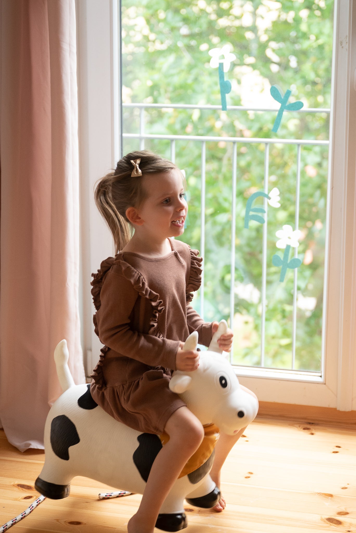 Kindsgut hopping animal, cow